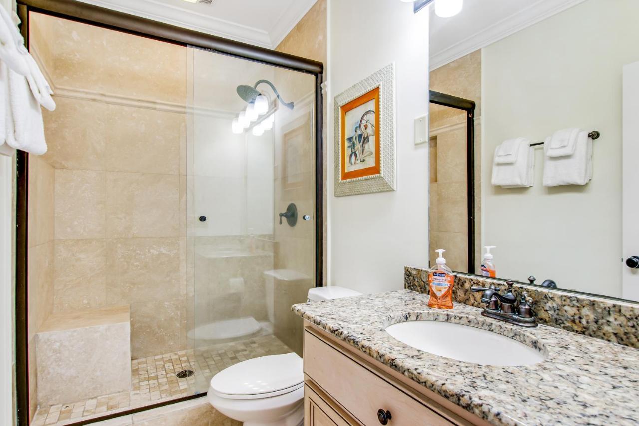 King & Prince Villa 458 East End Екстер'єр фото